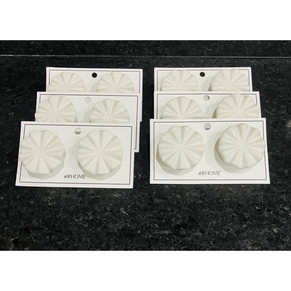 Set Of 12 H&M Ruffle Flower Drawer Pull Or Cabinet Knob Creamy White Brand New